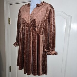 Umgee Velvet Tunic Size Small Babydoll 3/4 Sleeves Brown Hi Low Hem‎ Classy NWT